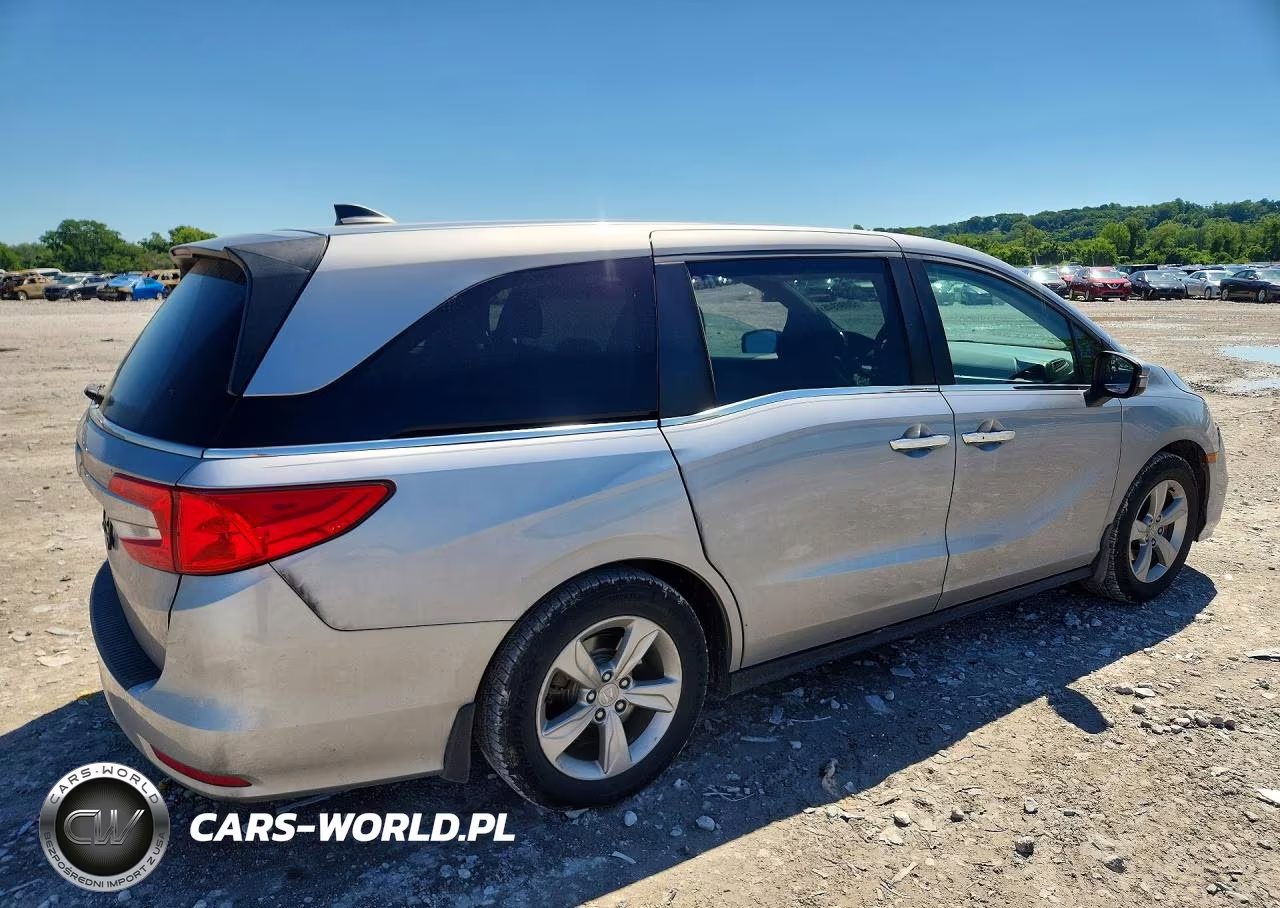 2018 Honda Odyssey Exl VIN:5FNRL6H73JB112247 - 3