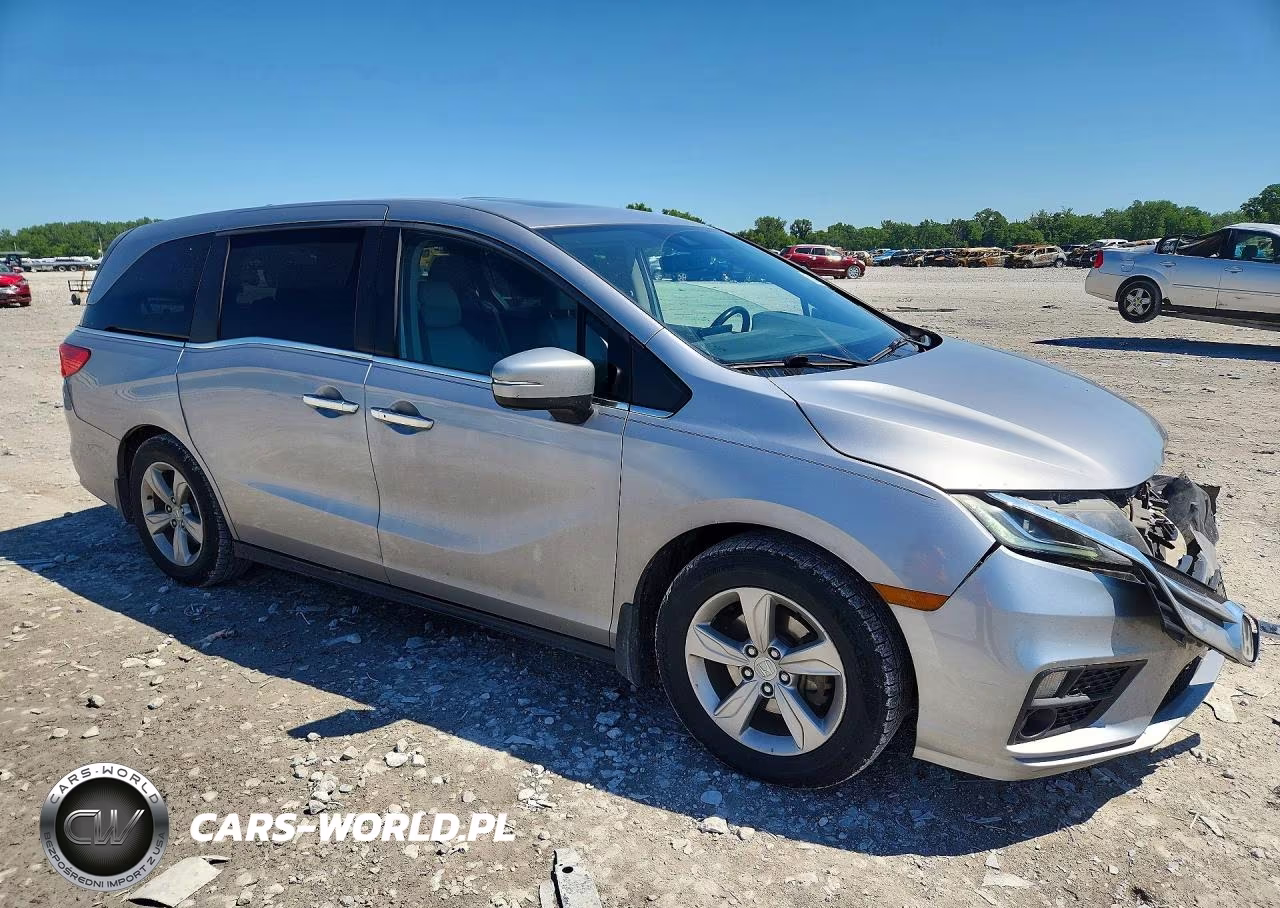 2018 Honda Odyssey Exl VIN:5FNRL6H73JB112247 - 4
