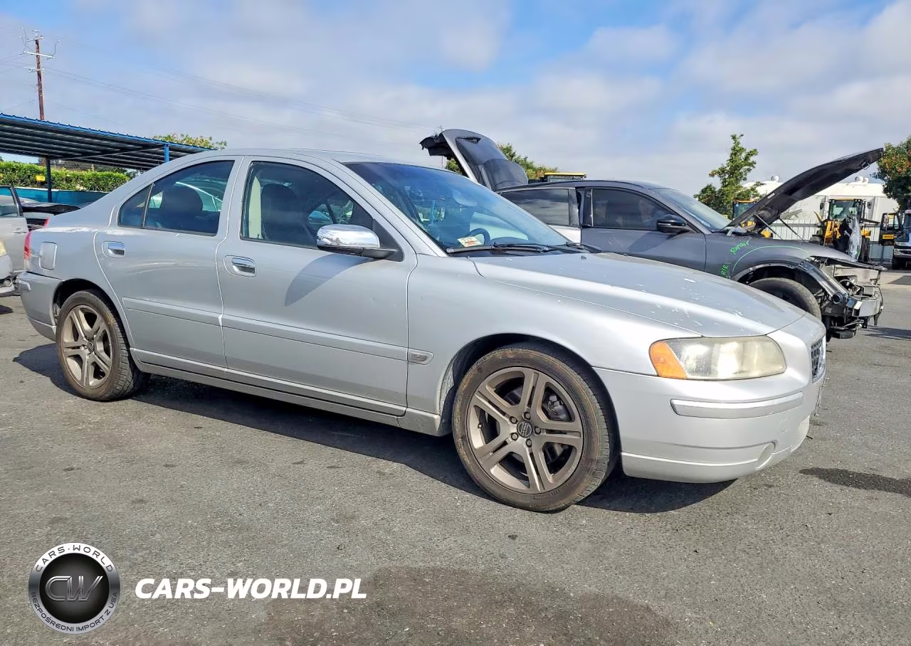 2006 Volvo S60 T5 VIN:YV1RS547X62557995 - 4