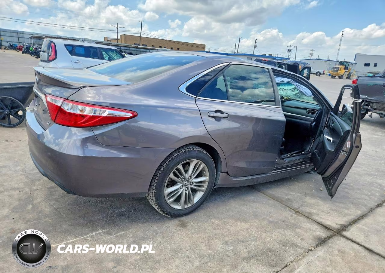 2017 Toyota Camry Se VIN:4T1BF1FKXHU364173 - 3