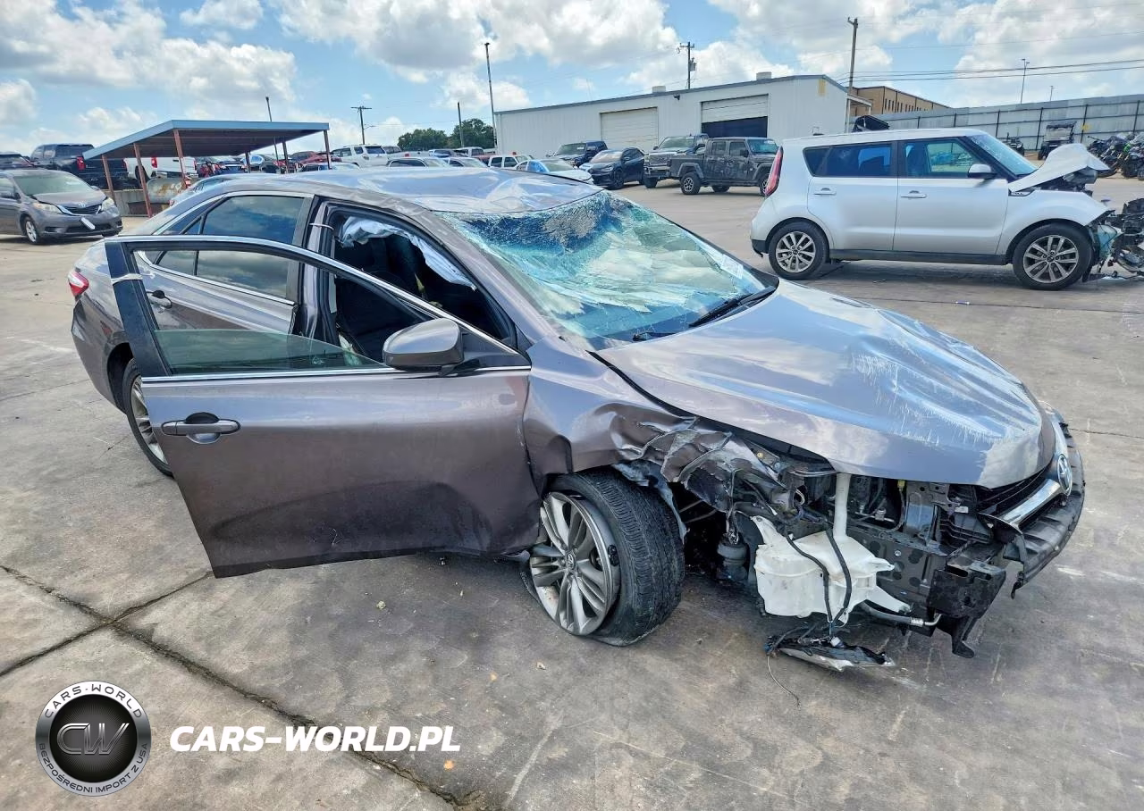 2017 Toyota Camry Se VIN:4T1BF1FKXHU364173 - 4