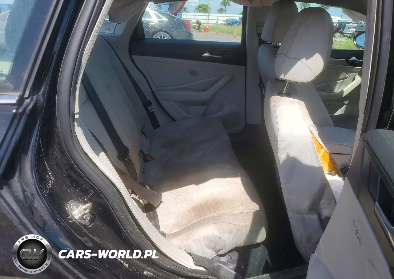 2019 Volkswagen Jetta S VIN:3VWC57BU6KM222627 - 10