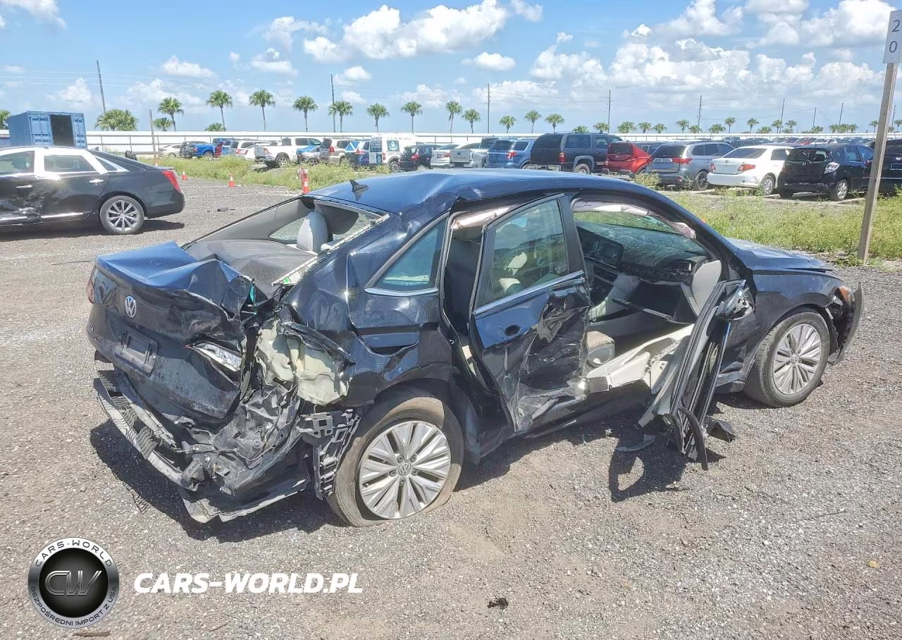 2019 Volkswagen Jetta S VIN:3VWC57BU6KM222627 - 3