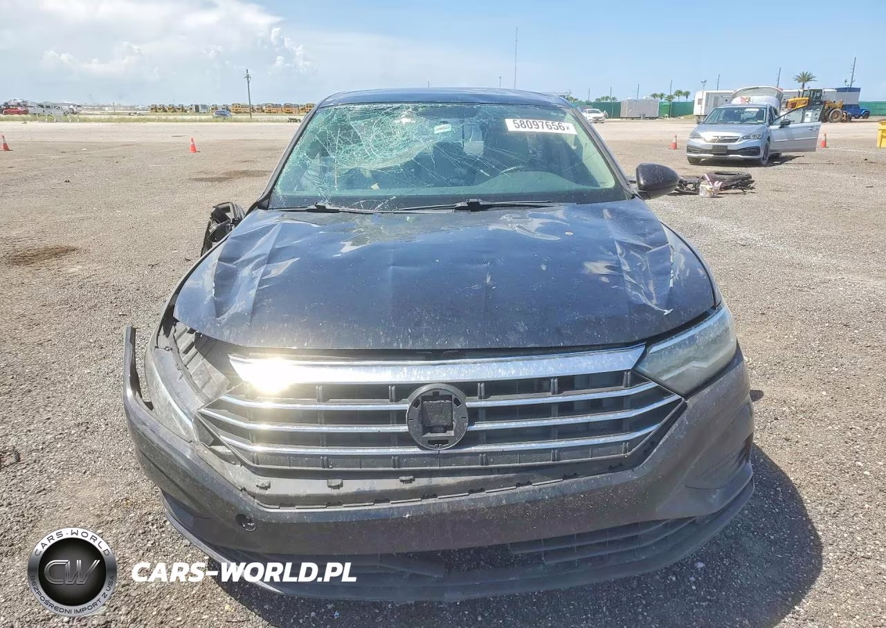 2019 Volkswagen Jetta S VIN:3VWC57BU6KM222627 - 5