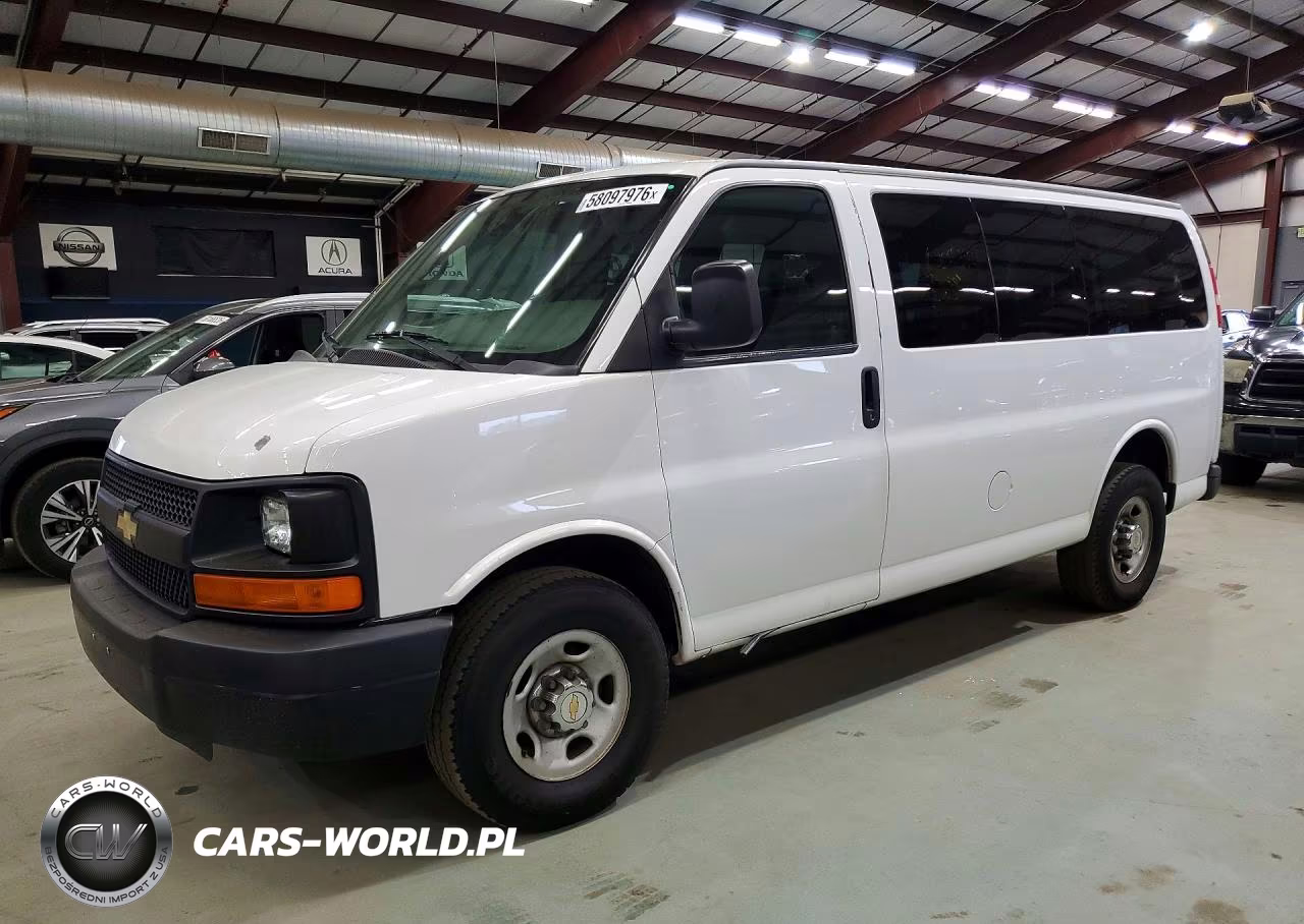 2015 Chevrolet Express G2500 Ls