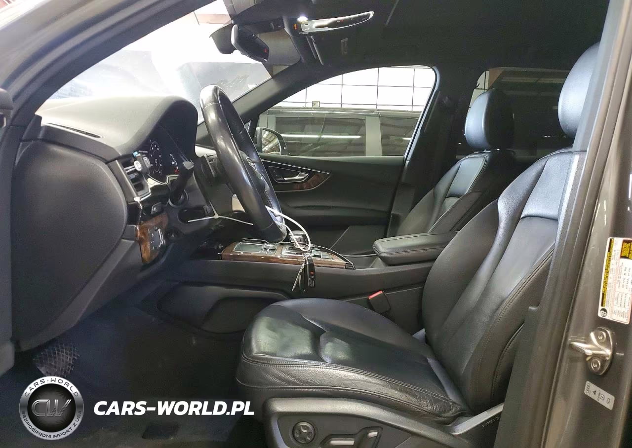 2017 Audi Q7 Premium Plus VIN:WA1LAAF74HD012526 - 7