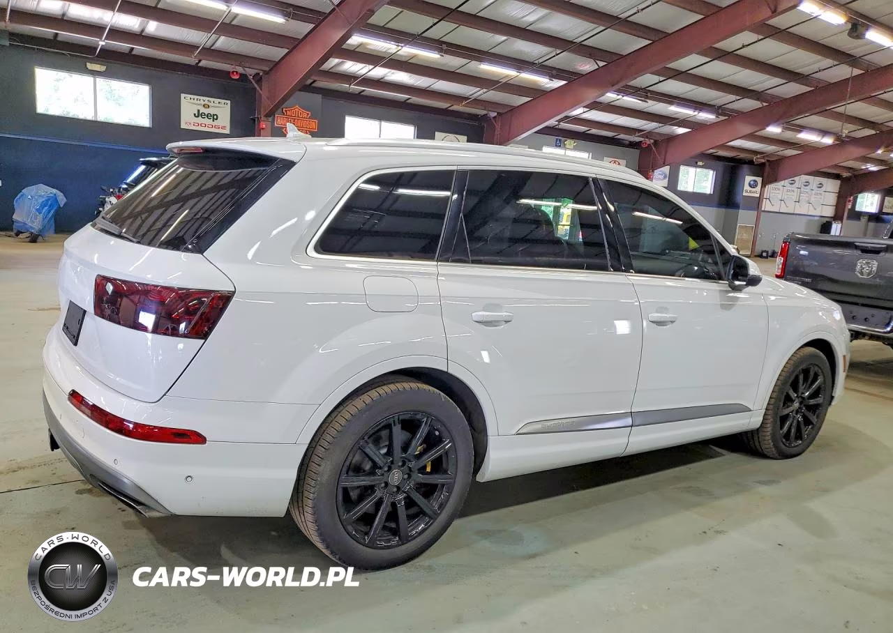 2019 Audi Q7 Prestige VIN:WA1VAAF76KD004542 - 3