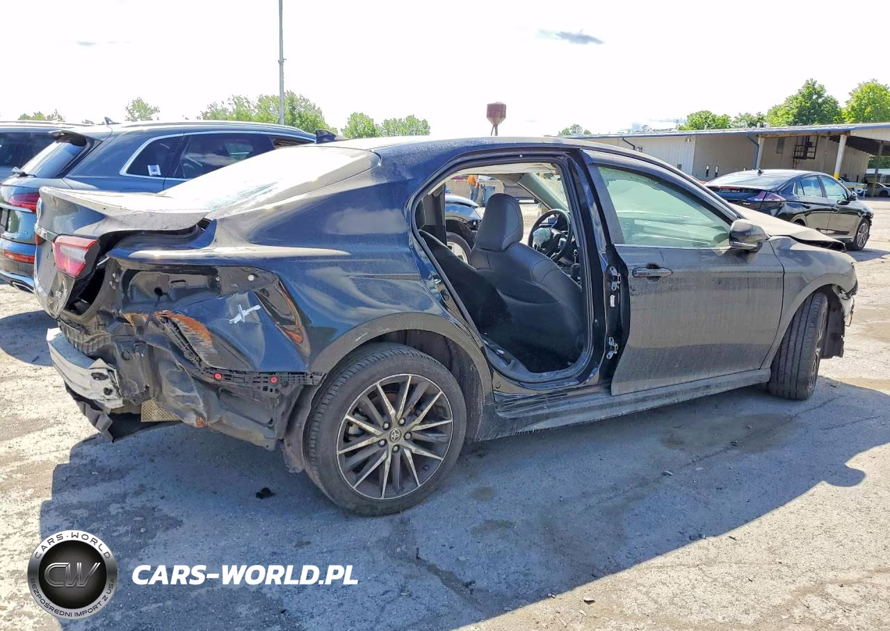 2024 Toyota Camry Se VIN:4T1G11AKXRU880451 - 3