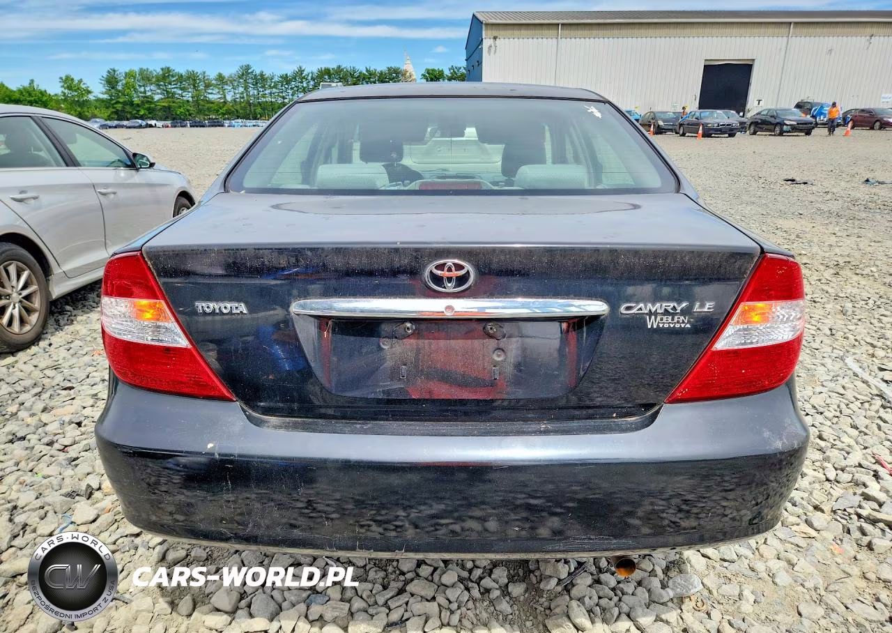 2004 Toyota Camry Le VIN:JTDBE32K140261377 - 6