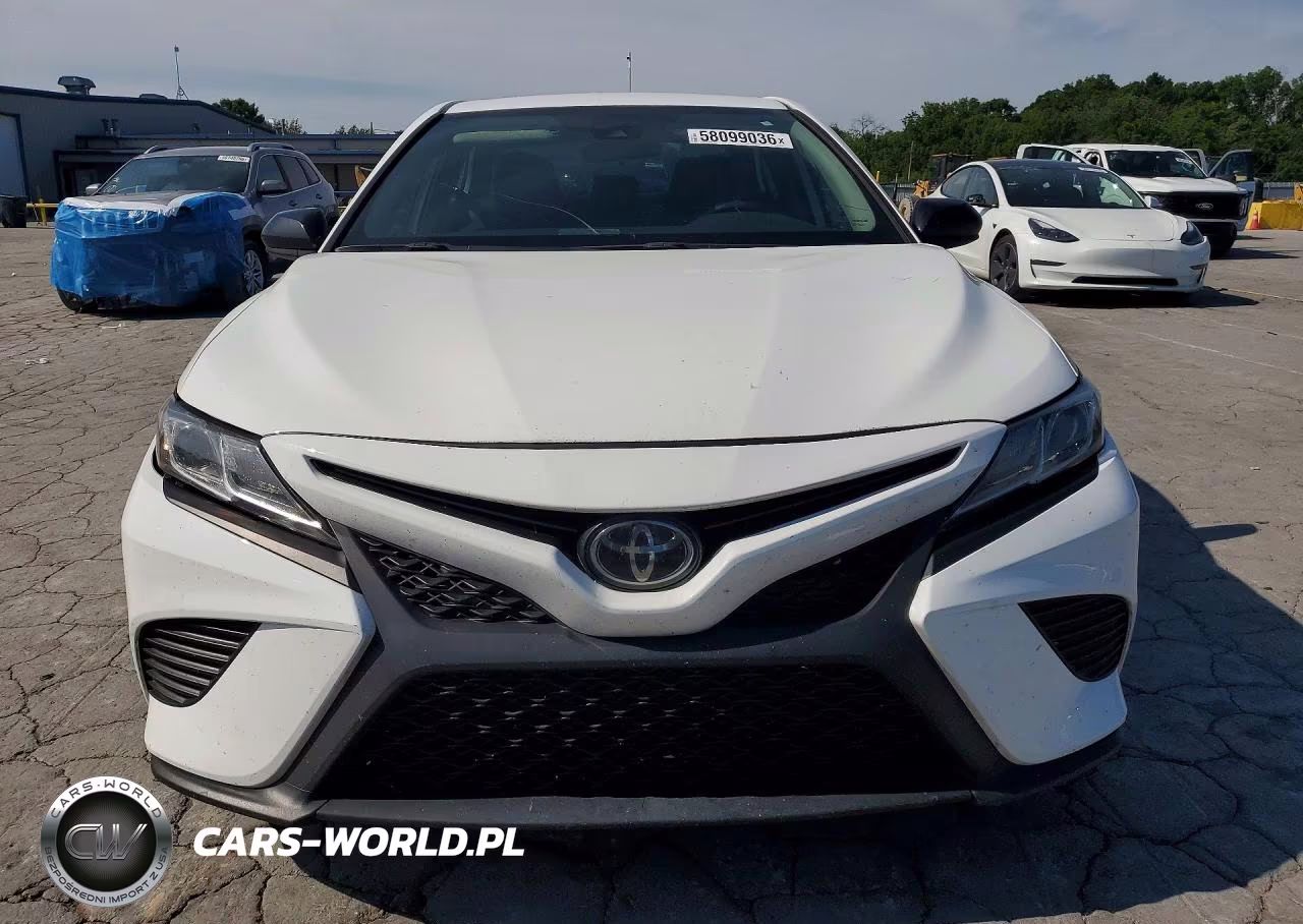 2020 Toyota Camry Se Nightshade VIN:4T1G11AK2LU394367 - 5