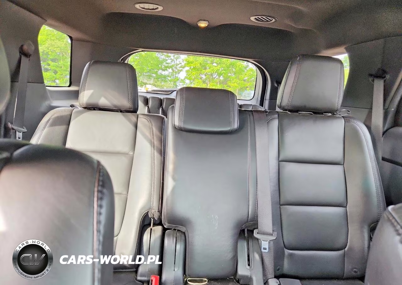 2015 Ford Explorer Xlt VIN:1FM5K8D82FGA43989 - 10