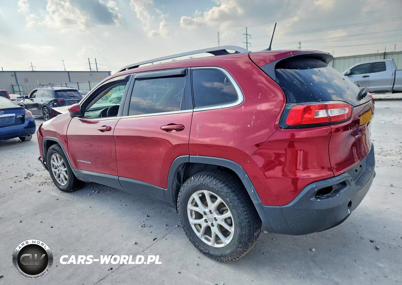 2017 Jeep Cherokee Latitude VIN:1C4PJLCB3HW640335 - 2