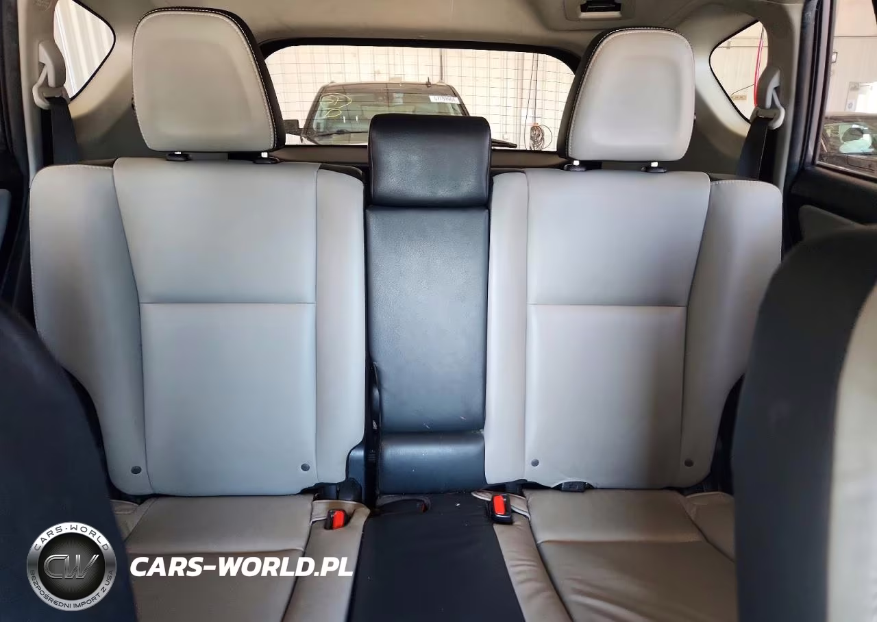 2016 Toyota Rav4 Limited VIN:JTMDFREV4GJ082991 - 10