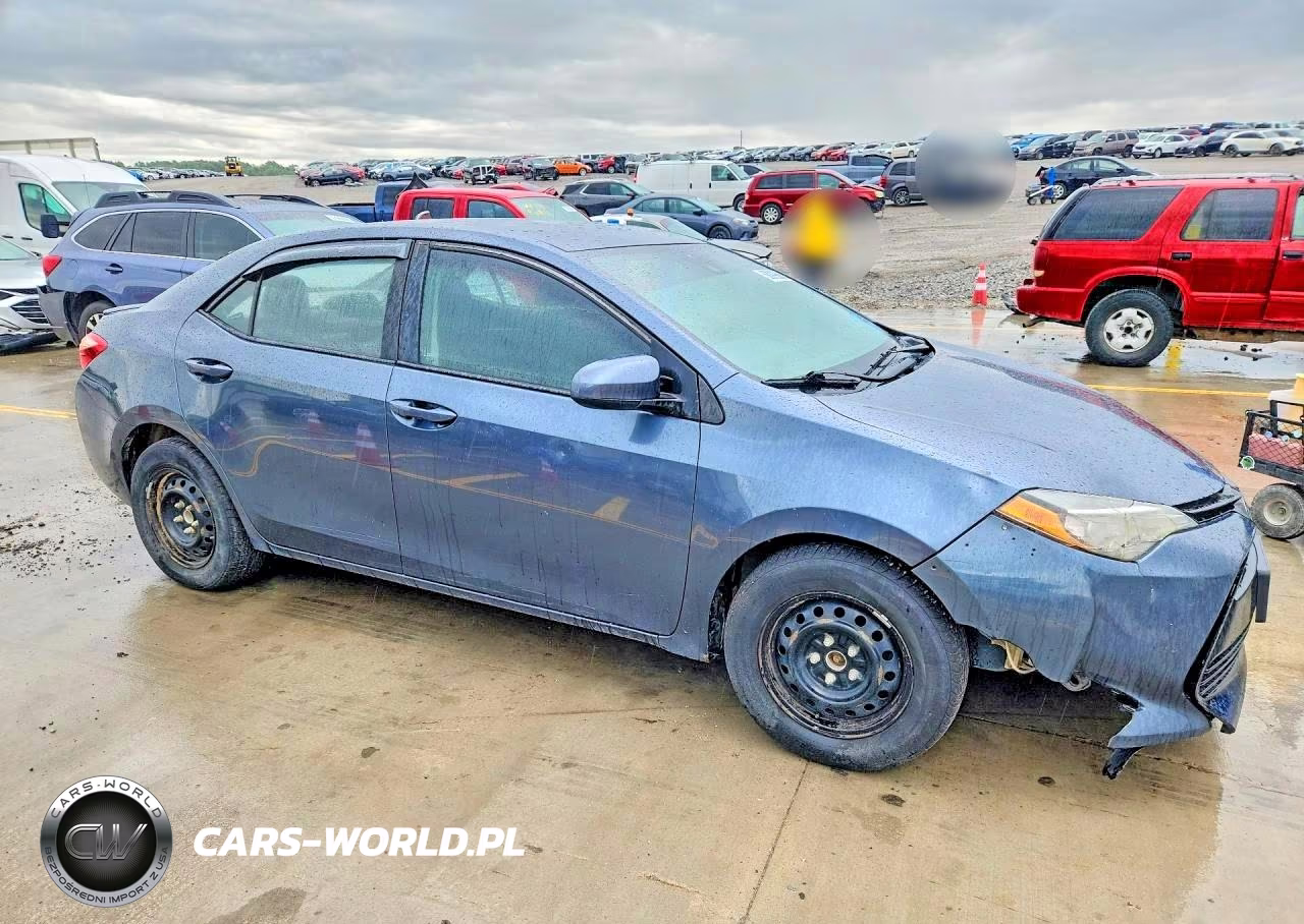 2017 Toyota Corolla Le VIN:2T1BURHE5HC768043 - 4