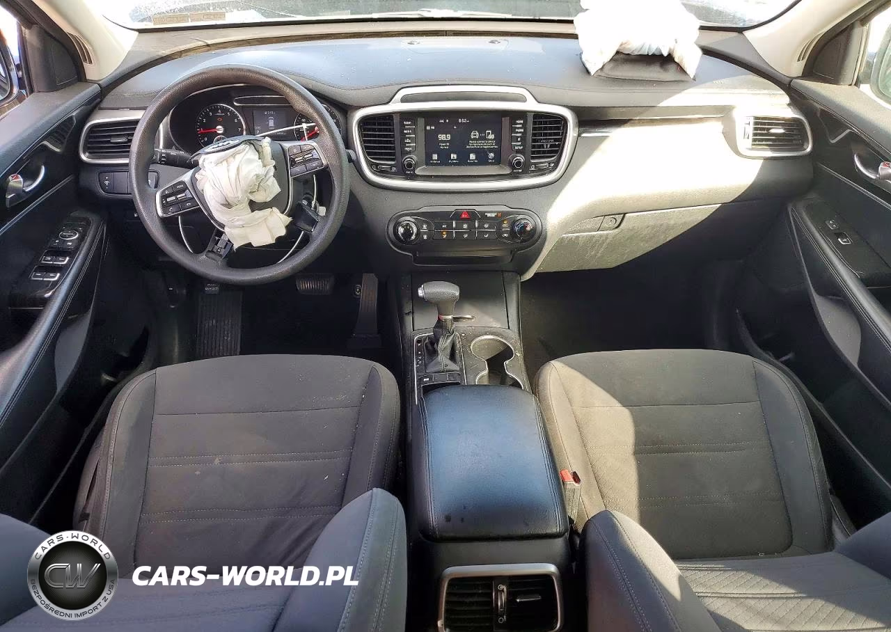 2019 Kia Sorento L VIN:5XYPG4A37KG536354 - 8
