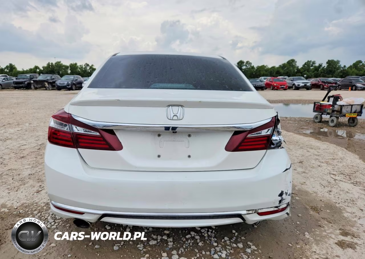 2017 Honda Accord Sport VIN:1HGCR2F59HA235392 - 6