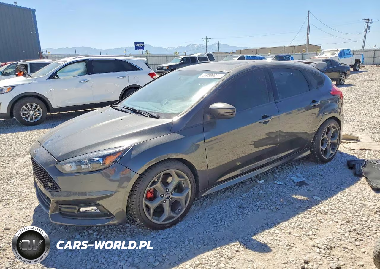 2016 Ford Focus St – zdjęcie 1 z 12