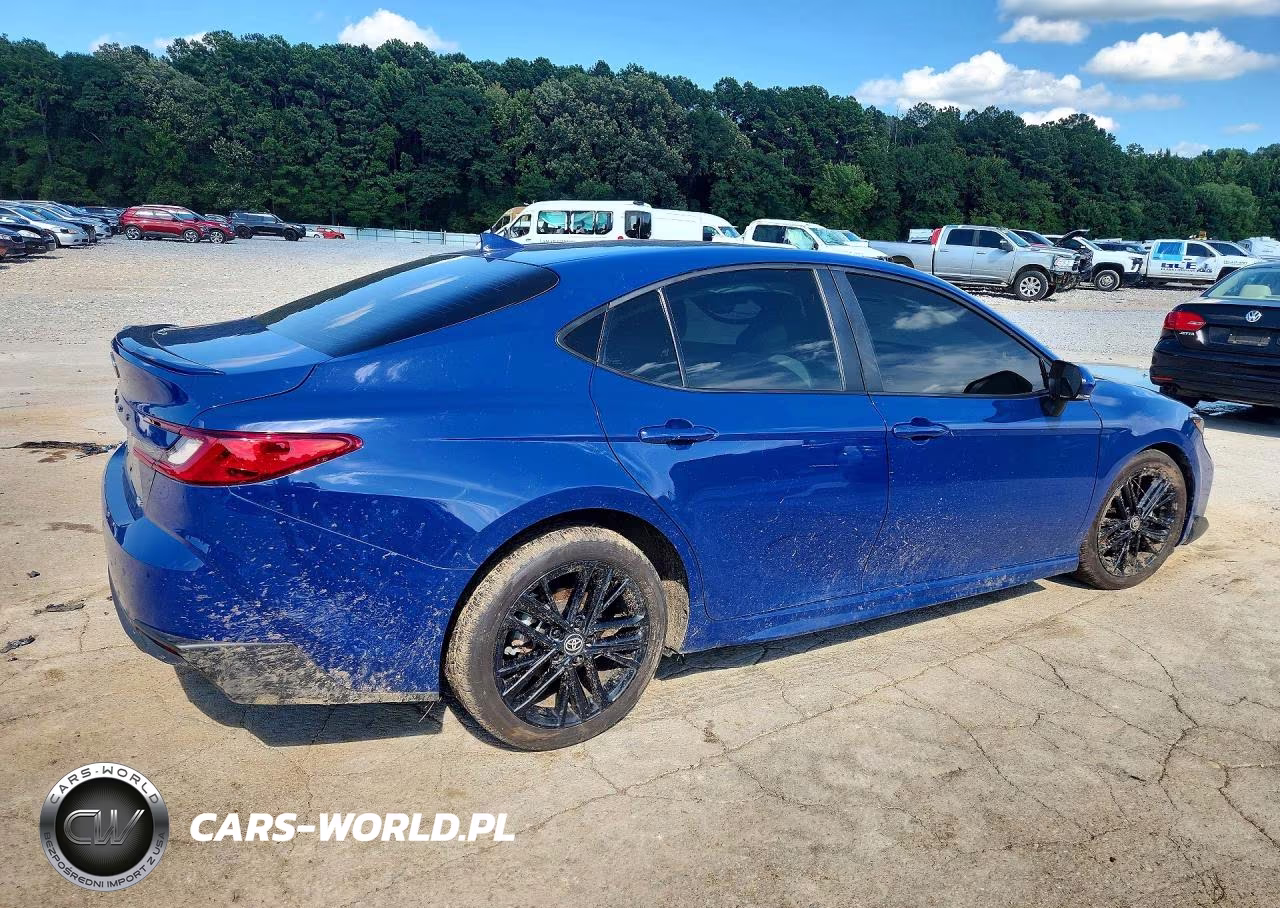 2025 Toyota Camry Se VIN:4T1DAACK7SU182482 - 3