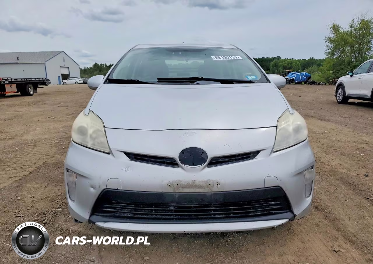 2013 Toyota Prius Two VIN:JTDKN3DU4D0349936 - 5