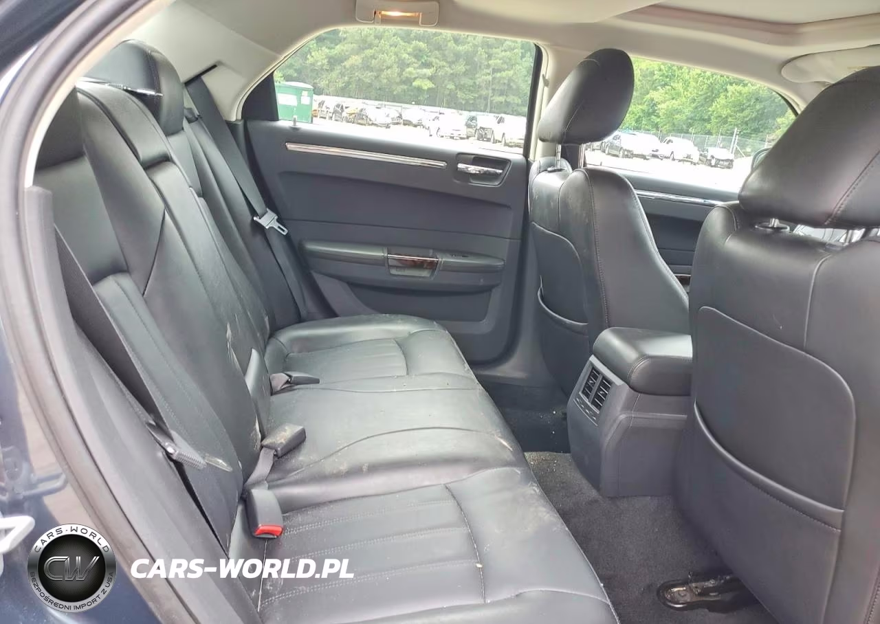 2008 Chrysler 300C VIN:2C3KA63H98H119137 - 10