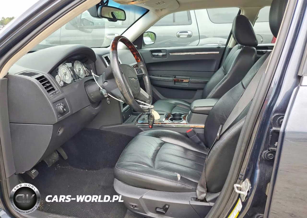 2008 Chrysler 300C VIN:2C3KA63H98H119137 - 7