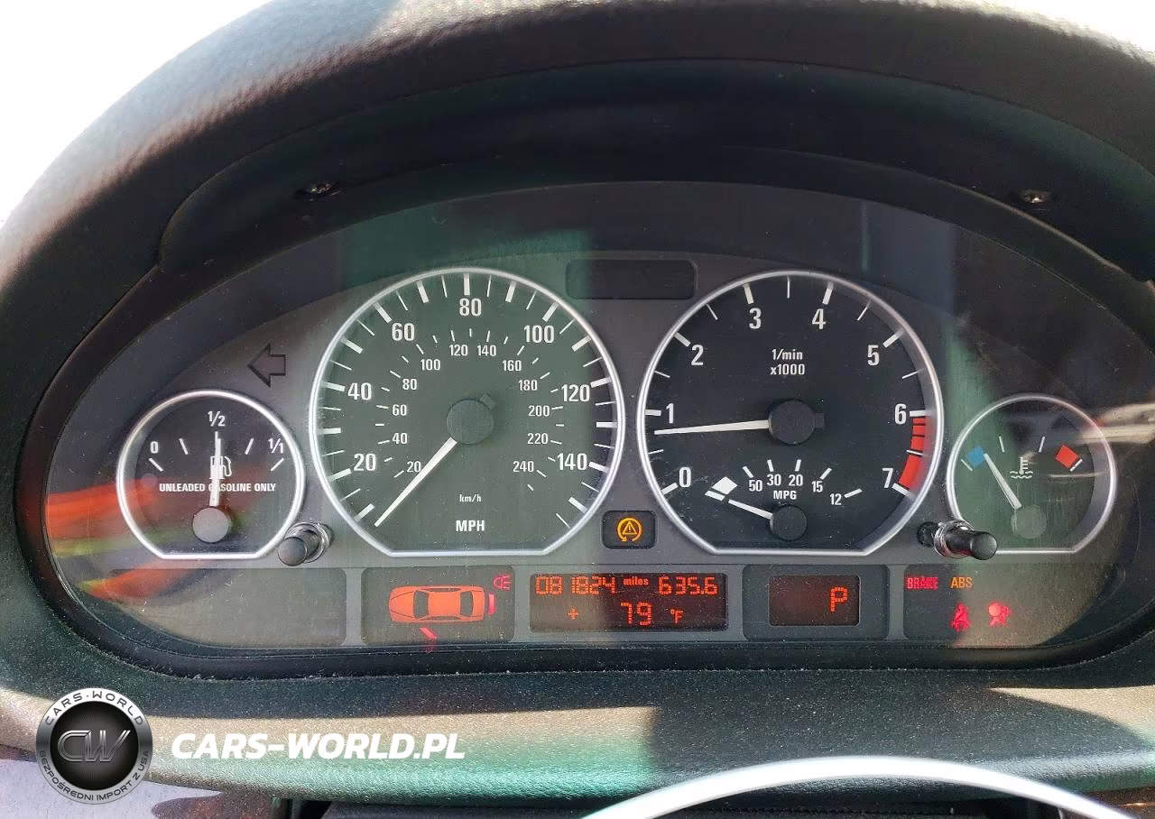 2003 BMW 330 I VIN:WBAEV534X3KM25380 - 9