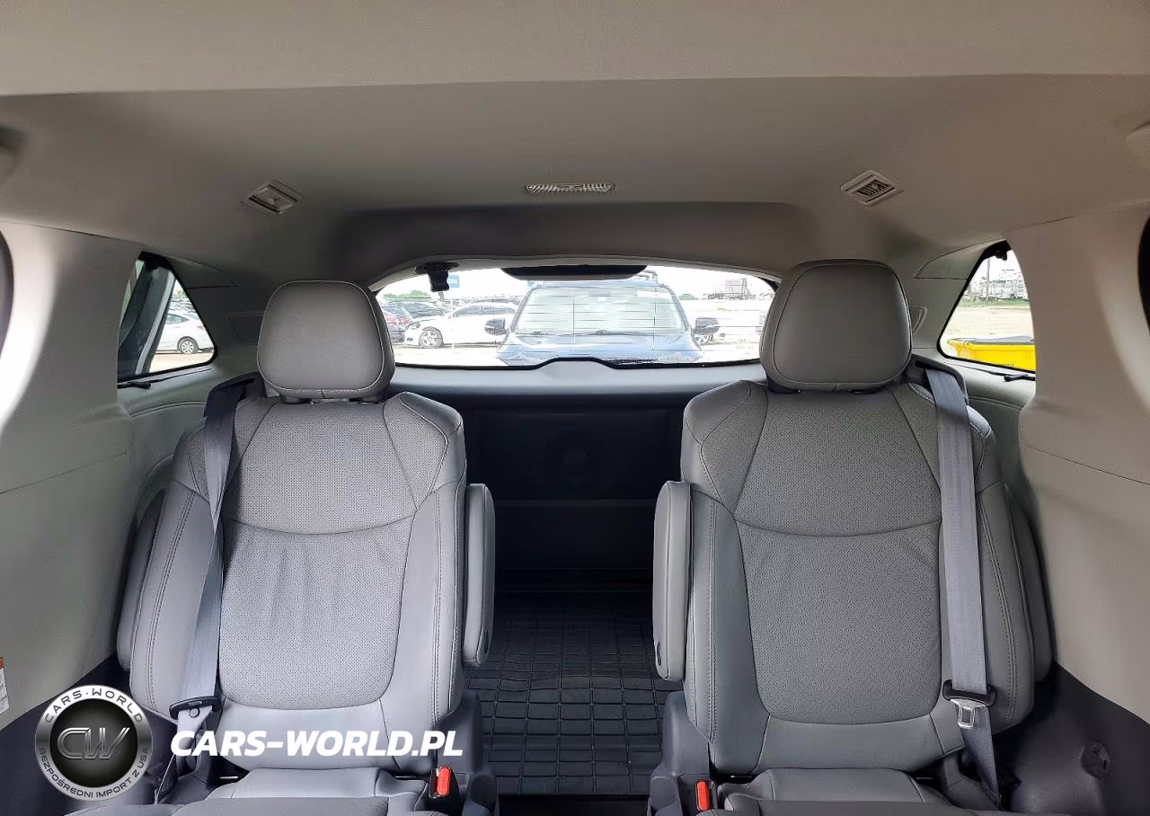 2021 Toyota Sienna Limited 7-Passenger VIN:5TDZRKEC1MS032910 - 10
