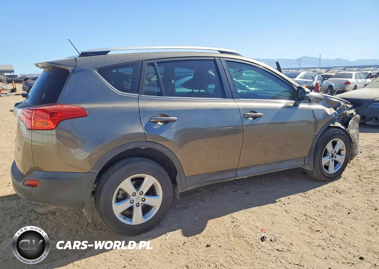 2014 Toyota Rav4 Xle VIN:2T3WFREV8EW119063 - 3