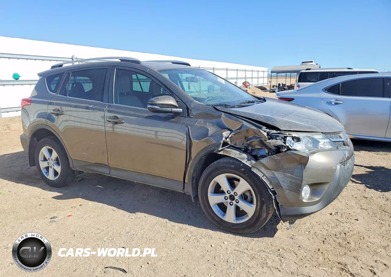 2014 Toyota Rav4 Xle VIN:2T3WFREV8EW119063 - 4