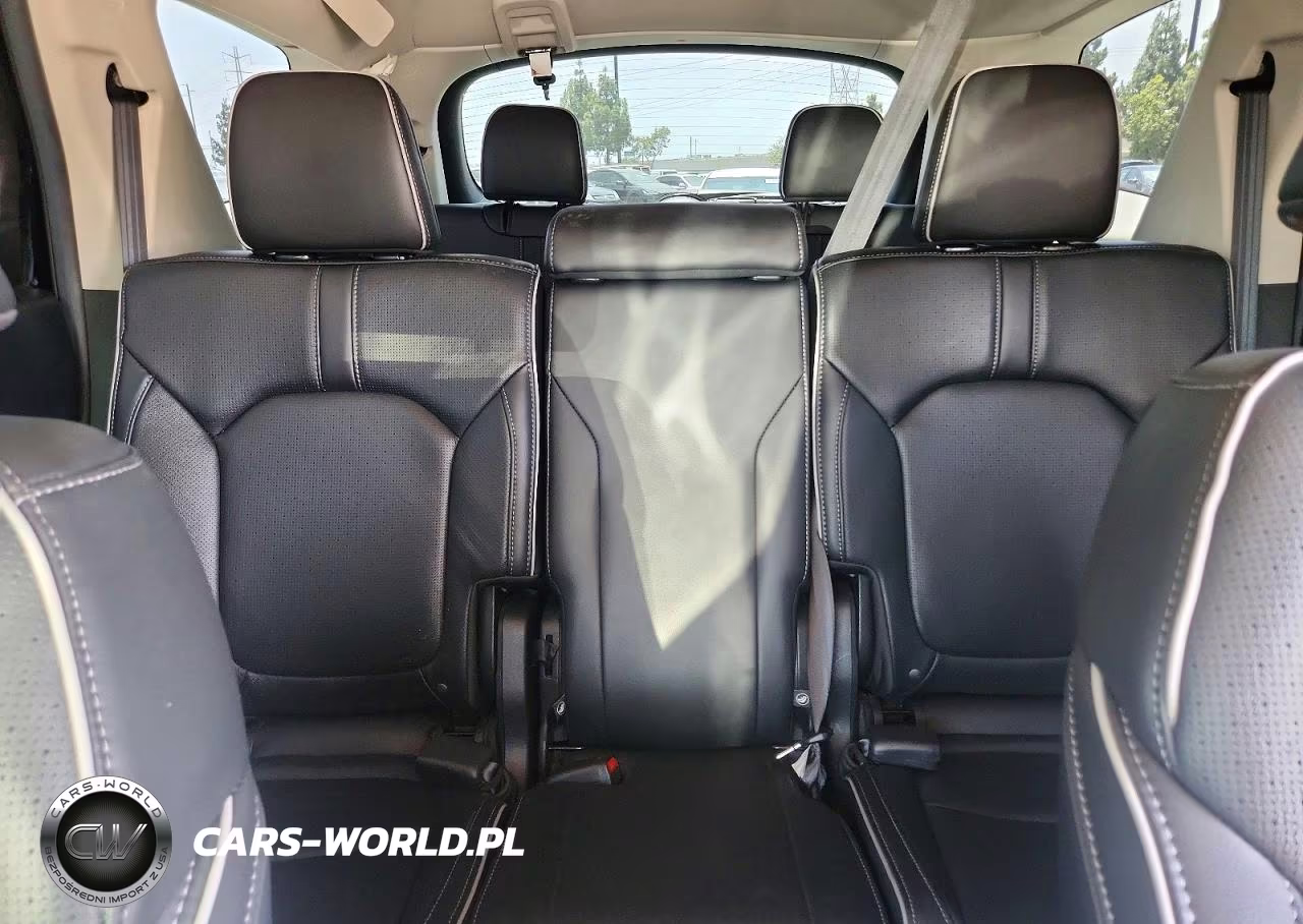 2025 Honda Pilot Elite VIN:5FNYG1H85SB097330 - 10