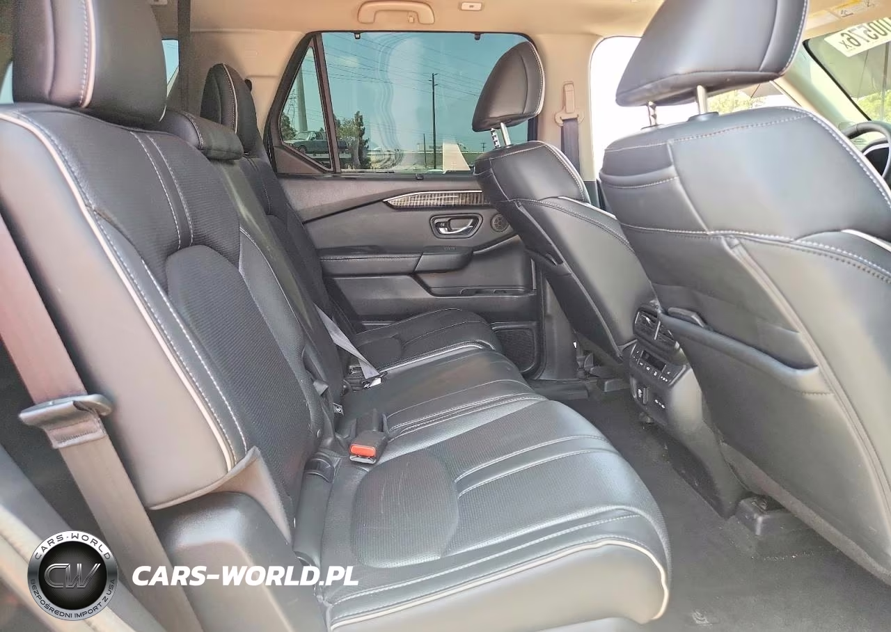 2025 Honda Pilot Elite VIN:5FNYG1H85SB097330 - 11