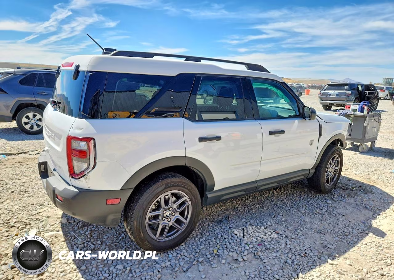 2025 Ford Bronco Sport Big Bend VIN:3FMCR9BN0SRE10120 - 3
