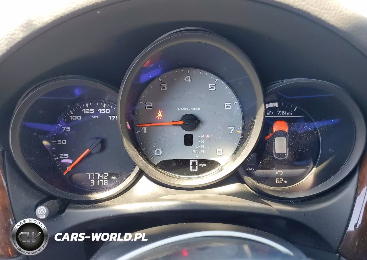 2020 Porsche Macan S VIN:WP1AB2A56LLB35070 - 9