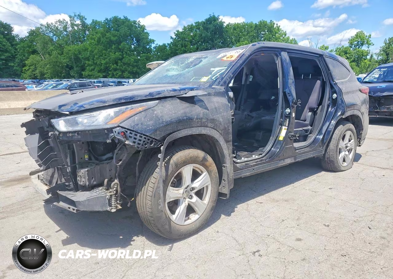 2020 Toyota Highlander Le – zdjęcie 1 z 14
