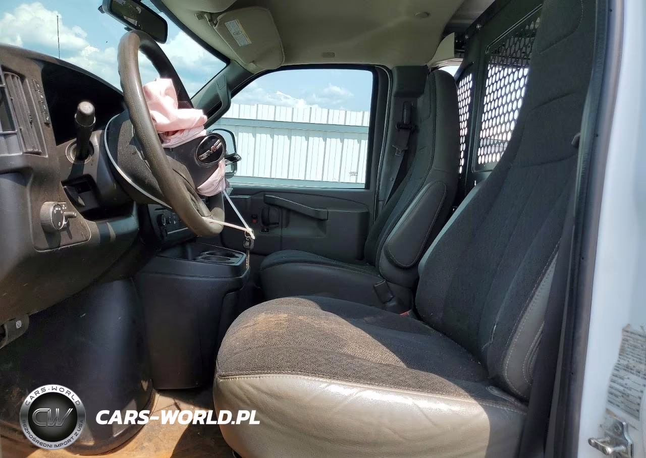 2019 GMC Savana 2500 Cargo Delivery Van VIN:1GTW7AFG8K1304075 - 7