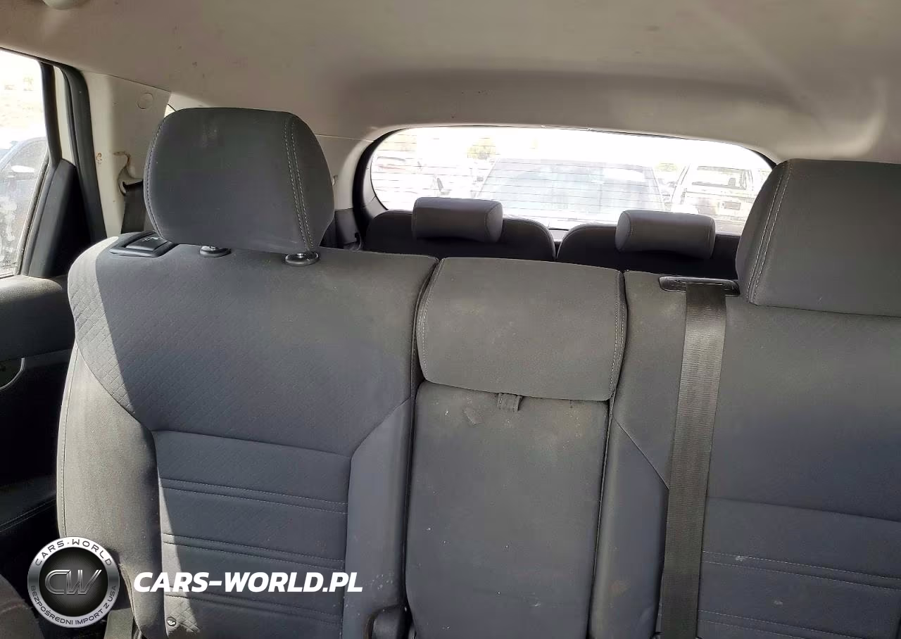2019 Kia Sorento Lx V6 VIN:5XYPG4A54KG490709 - 10