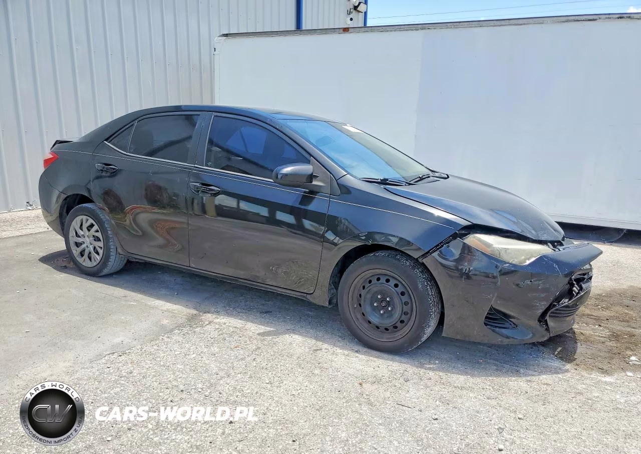 2017 Toyota Corolla Le VIN:2T1BURHEXHC768295 - 4