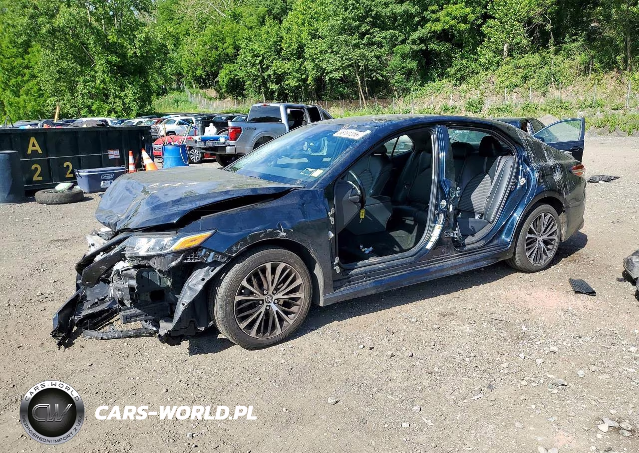 2020 Toyota Camry Se – zdjęcie 1 z 12