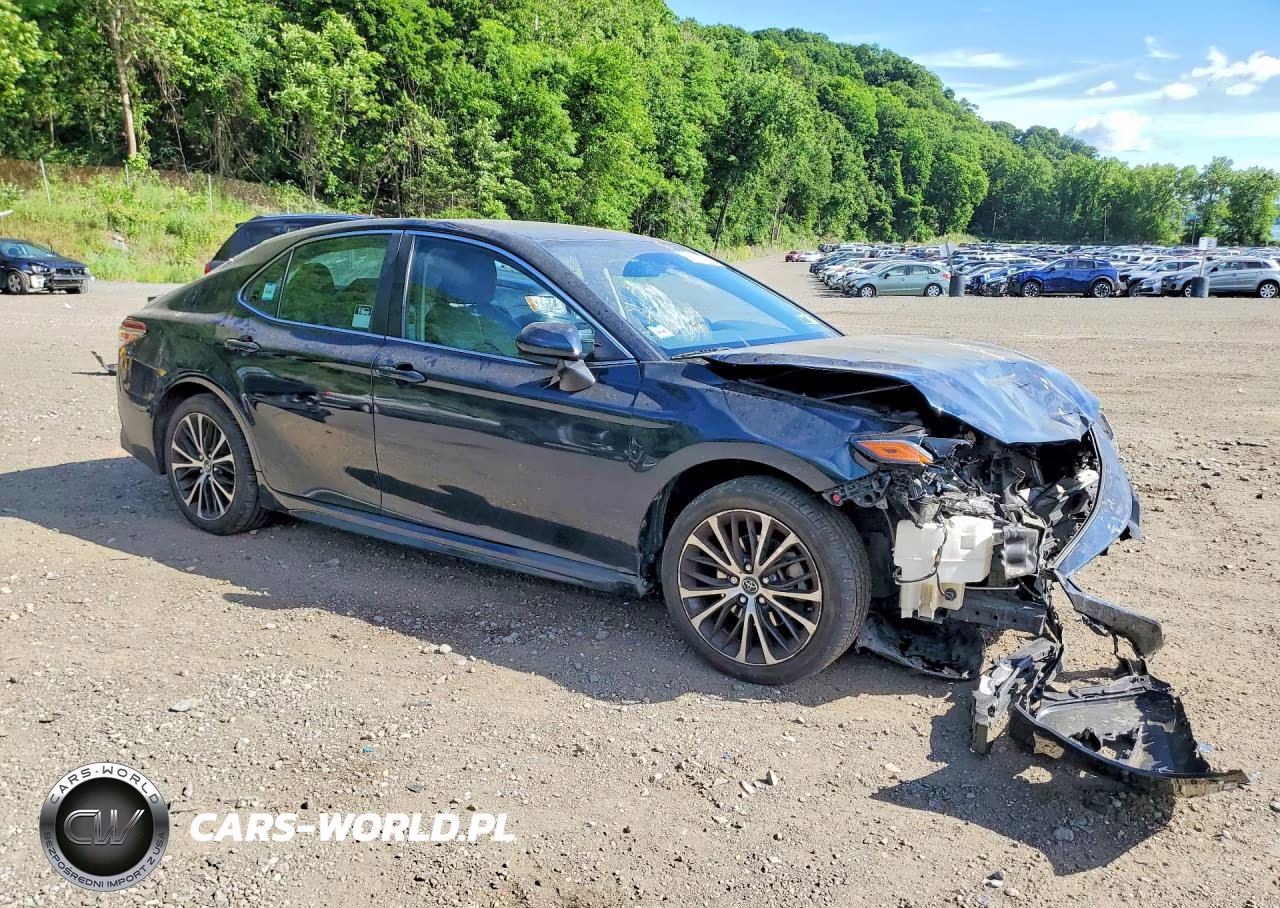 2020 Toyota Camry Se VIN:4T1G11AKXLU869778 - 4