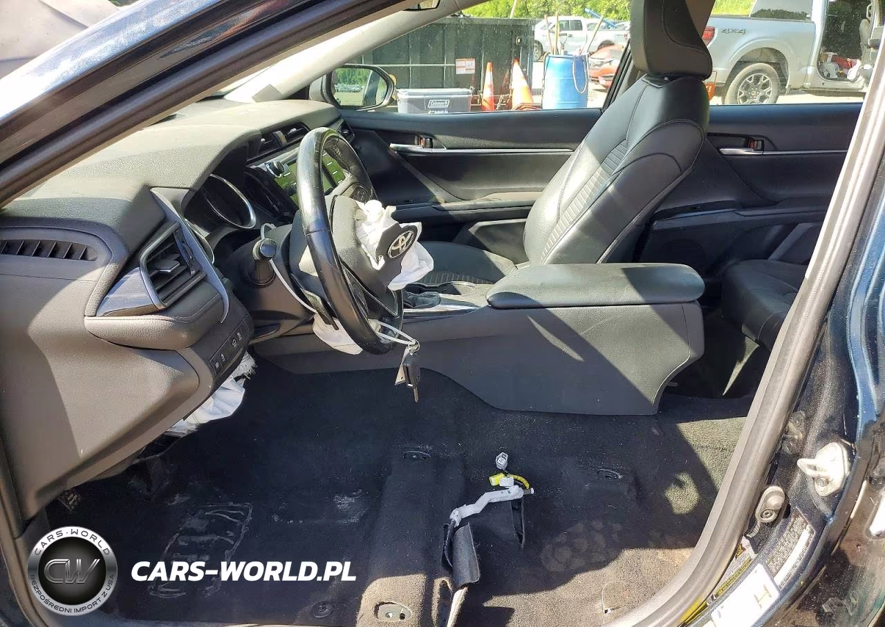 2020 Toyota Camry Se VIN:4T1G11AKXLU869778 - 7