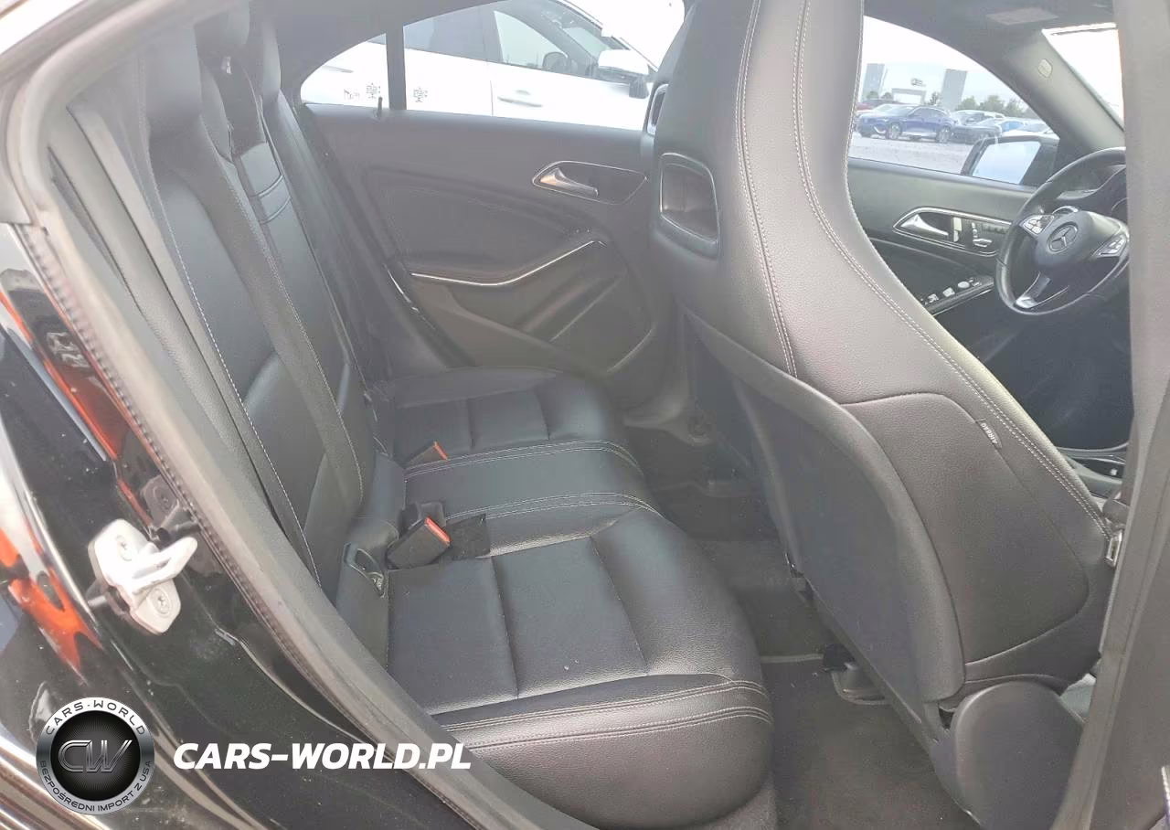 2018 Mercedes-Benz Cla 250 VIN:WDDSJ4EBXJN592718 - 10