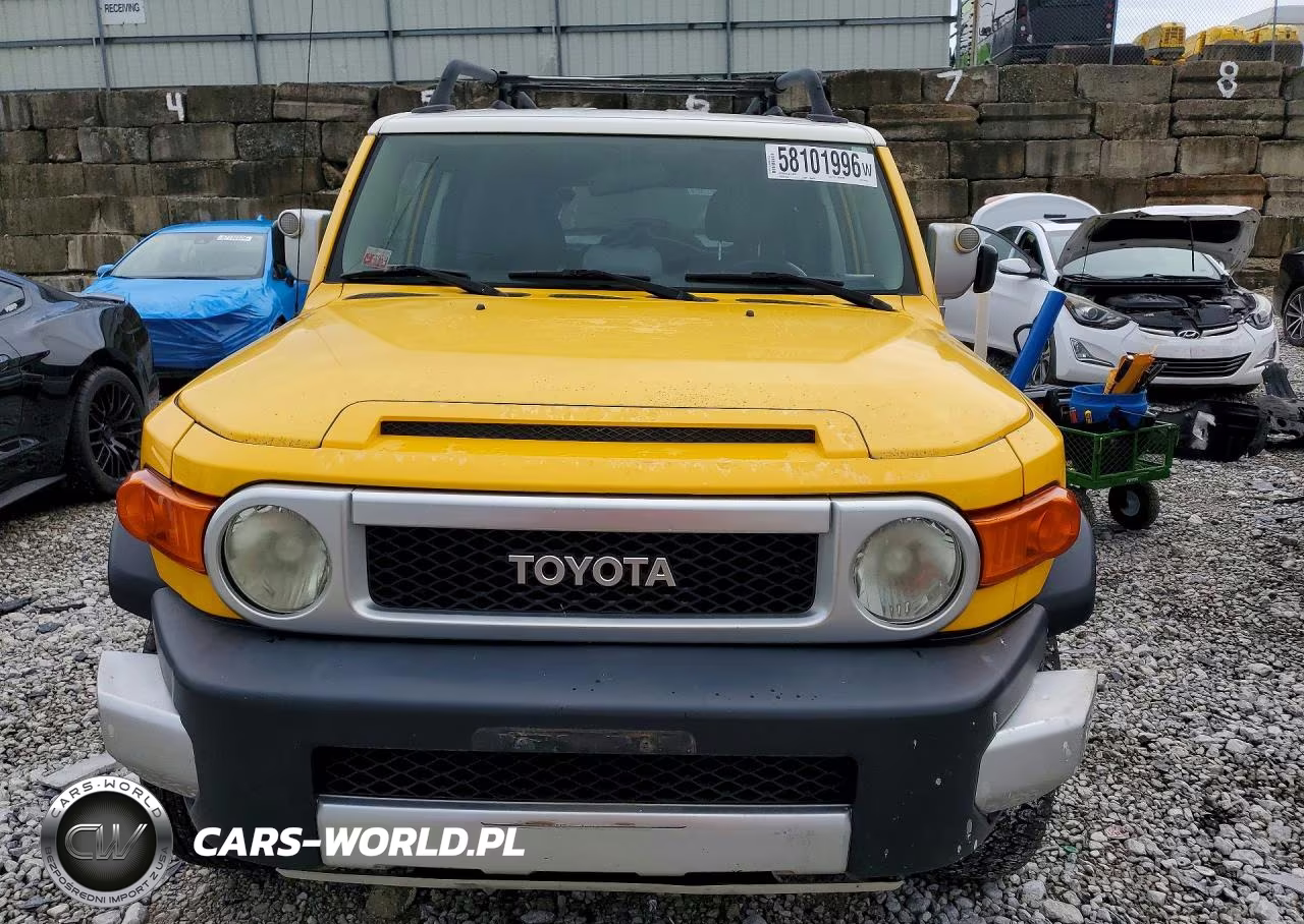 2007 Toyota Fj Cruiser Base VIN:JTEBU11FX70035446 - 5