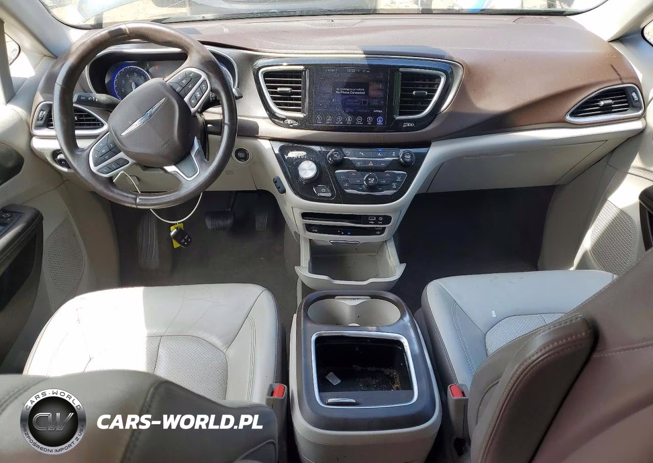 2017 Chrysler Pacifica Touring L Plus VIN:2C4RC1EG3HR628274 - 8