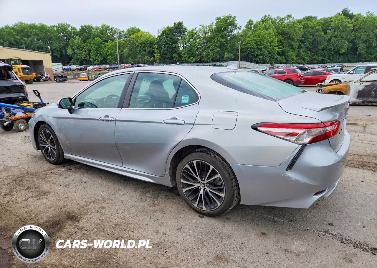 2020 Toyota Camry Se VIN:4T1G11AK5LU344384 - 2