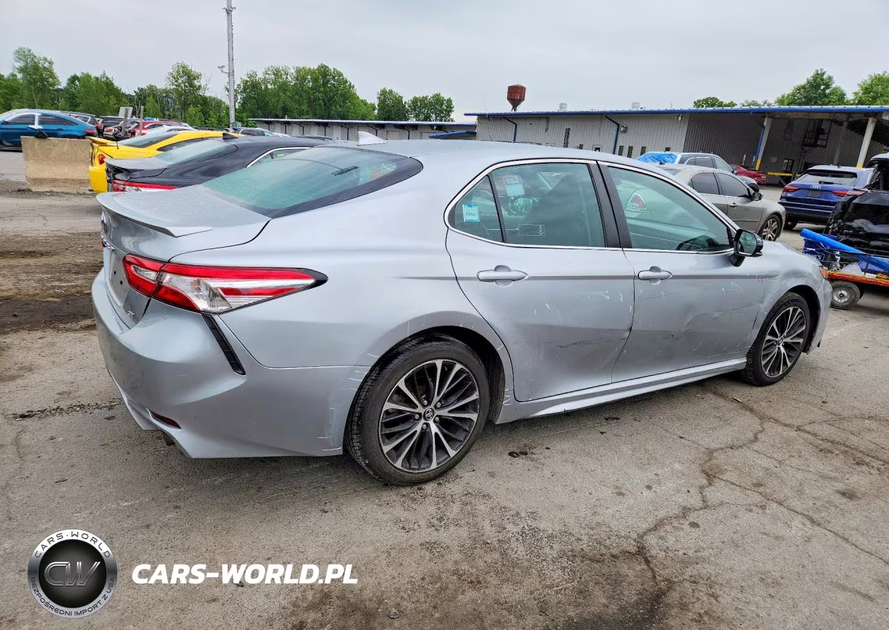 2020 Toyota Camry Se VIN:4T1G11AK5LU344384 - 3