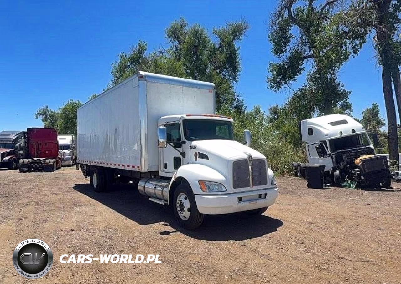 2018 Kenworth T270 Box Truck