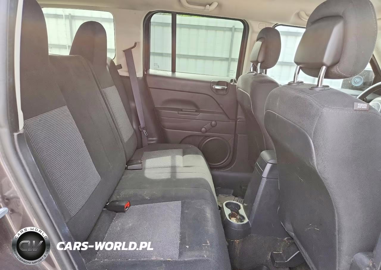 2015 Jeep Patriot Sport VIN:1C4NJPBA2FD203328 - 11