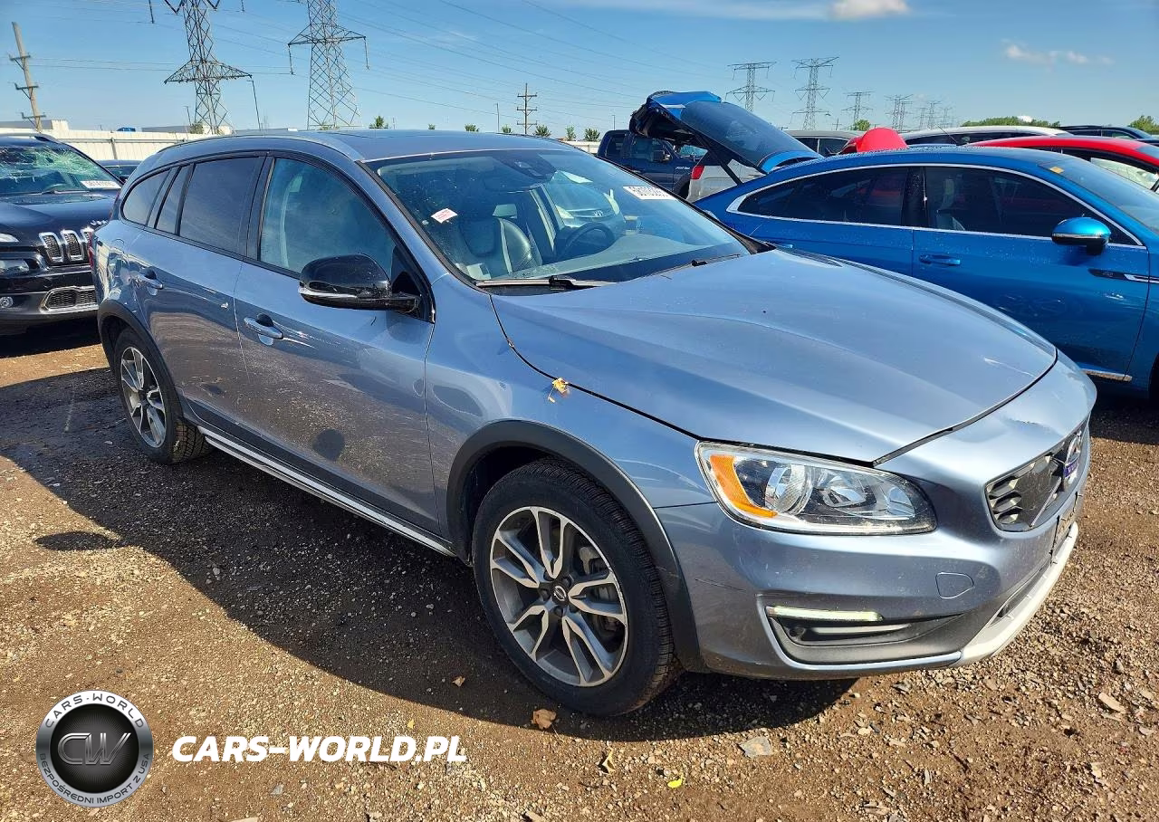 2017 Volvo V60 Cross Country Premier VIN:YV440MWK3H1038360 - 4