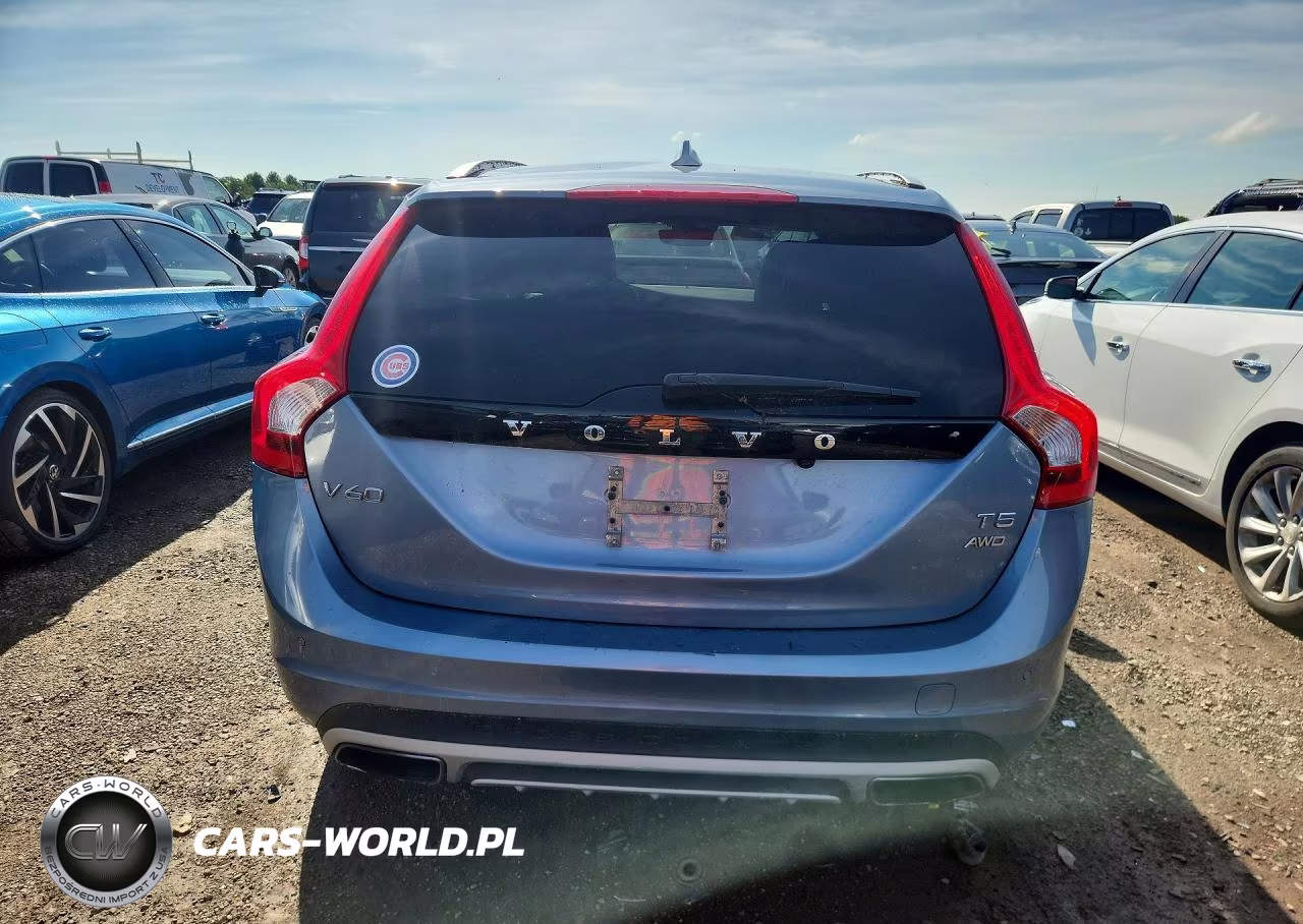 2017 Volvo V60 Cross Country Premier VIN:YV440MWK3H1038360 - 6