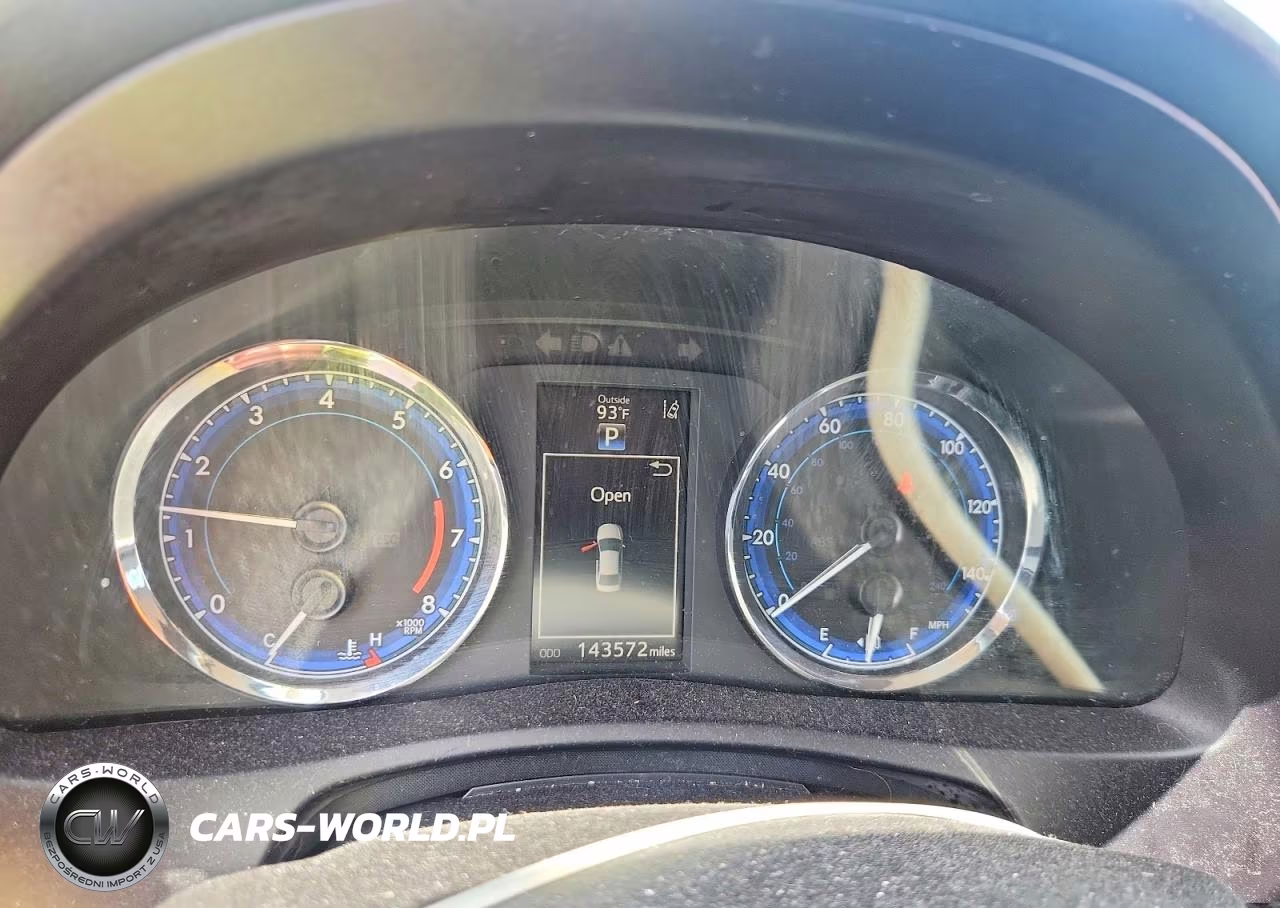 2018 Toyota Corolla Se VIN:5YFBURHE3JP837575 - 9